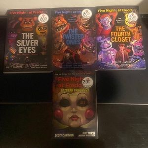 Five Nights at Freddy’s Book Set 1-3 + FazBear Frights 1:35 AM